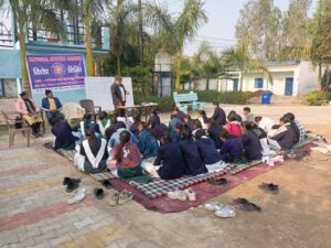 साइबर क्राइम एवं यातायात नियमों की जानकारी दी गई…..सह संपादक डॉक्टर आलोक कुमार द्विवेदी हरिद्वार
