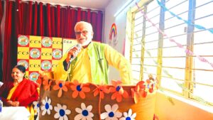 गायत्री ज्ञान मंदिर का ज्ञान यज्ञ अभियान के अन्तर्गत में 431वाँ युगऋषि वाङ्मय की स्थापना ‘‘ज्ञानयज्ञ युगधर्म है।” –उमानंद शर्मा