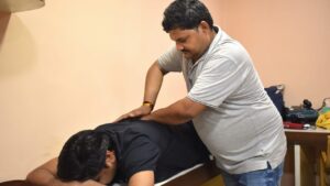 सूरत। लोगो की भारी मांग पर निशुल्क बिना दवा के सात दिवसीय निदान शिविर (केम्प) 01.02.25 से 07.02 2025
