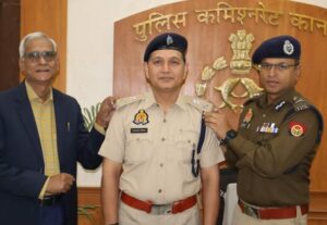 कानपुर – अपर पुलिस उपायुक्त राजेश कुमार श्रीवास्तव को हायर सेलेक्शन ग्रेड, पिपिंग सेरेमनी संपन्न