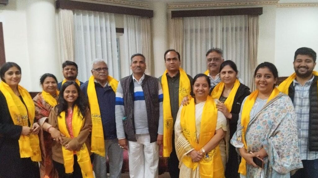 SPU Registrar Prof. Ramesh Kumar Rawat Honoured the Guests of Raj Bhavan, Sikkim