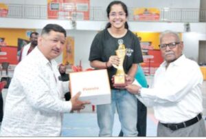 ।। पावर लिफ्टिंग में लखनऊ की महिलाओं ने जीती टीम चैंपियनशिप।।