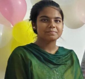 यूपी बोर्ड की 12वीं की छात्रा ने जिले में दूसरा स्थान प्राप्त किया उन्नति सिंह