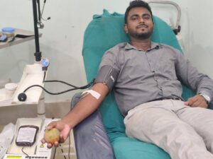 सीकेएनकेएच फाउंडेशन के संचालक मंडल अध्यक्ष डॉ. राघव चंद्र नाथ ने किया रक्तदान दिल्ली