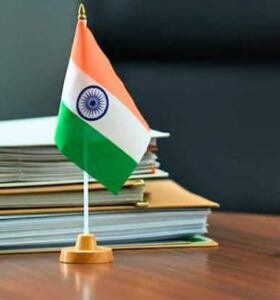 उरई/जालौन – उत्तर प्रदेश के टॉप 10 जिलाधिकारी, CM डैशबोर्ड पर किया नाम रोशन