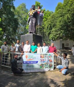 सेवा पखवाड़ा : ओरछा में “स्वच्छता ही सेवा” अभियान, कलेक्टर व जनप्रतिनिधियों ने किया श्रमदान