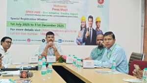 ESIC योजना: गुजरात में नई पहल से उम्मीदें, लेकिन चुनौतियां बरकरार
