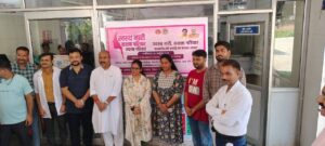 केन्द्रीय मंत्री डॉ. वीरेन्द्र कुमार ने सामुदायिक स्वास्थ्य केंद्र बड़ागांव में स्वच्छता सेवा अभियान का किया शुभारंभ