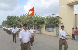 राष्ट्रीय स्वयंसेवक संघ के शताब्दी वर्ष पर सवरकुंडला में भव्य पथ संचलन और विजया दशमी उत्सव