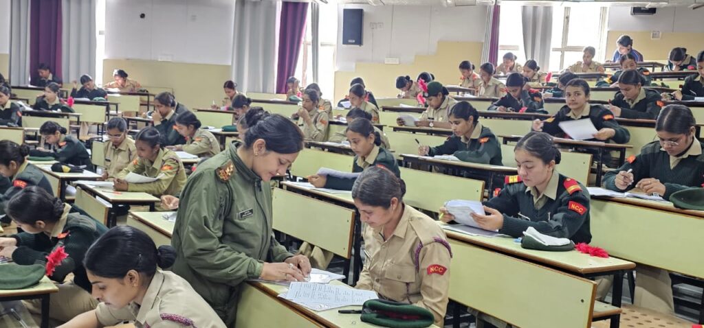 एनसीसी कैडेट्स हेतु “सी” प्रमाण पत्र की लिखित परीक्षा आयोजित