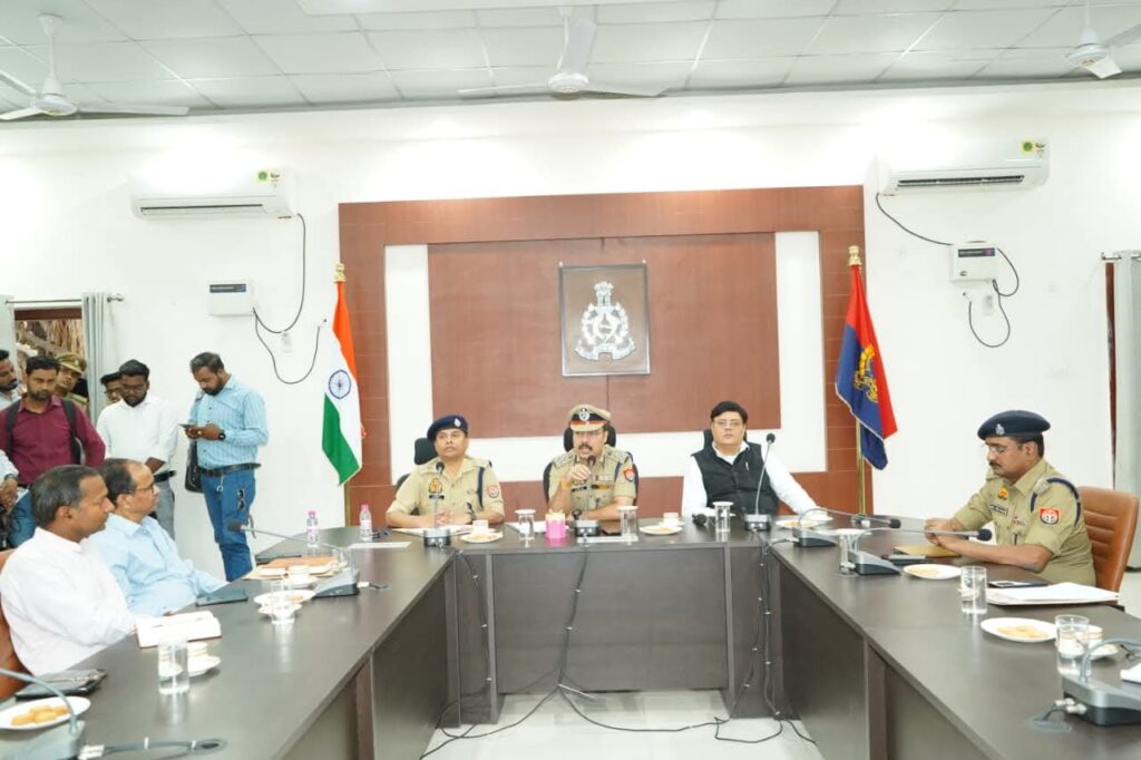 कानपुर में मरीजों के लिए ग्रीन कॉरिडोर व्यवस्था शुरू, अब एम्बुलेंस को मिलेगा क्लियर रास्ता