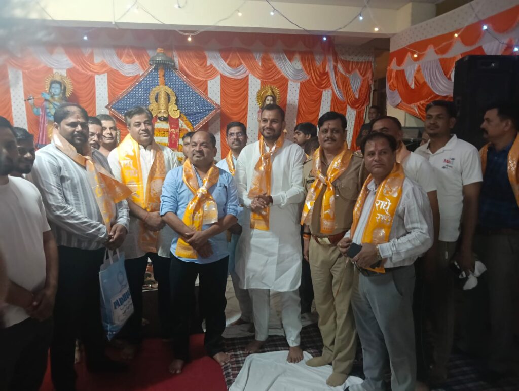 पद्मिनी एकादशी पर मांट टोल प्लाजा में भक्ति की गूंज, भव्य जागरण एवं विशाल भंडारे का हुआ आयोजन